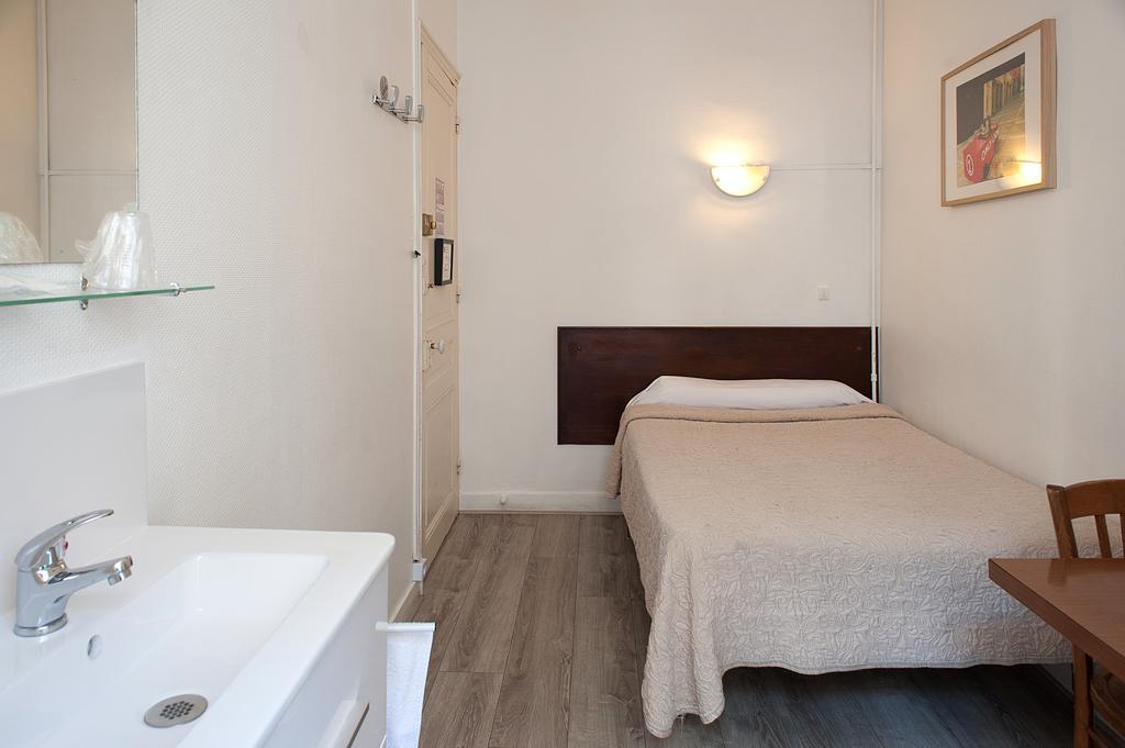 Hotel Des Facultes Lyon Rum bild